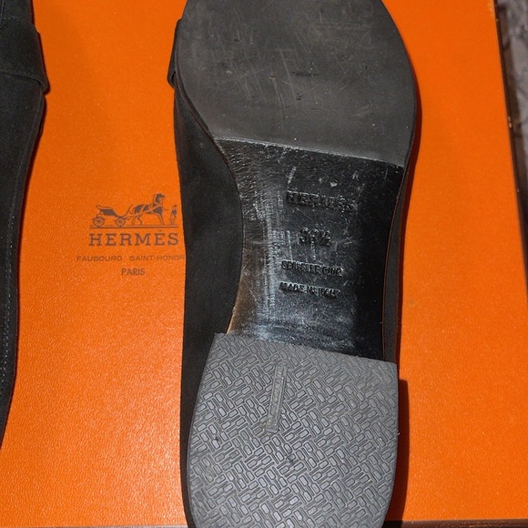 Hermes preloved loafers great condition black velvet size 38 1/2 beautiful pair - Picture 8 of 8
